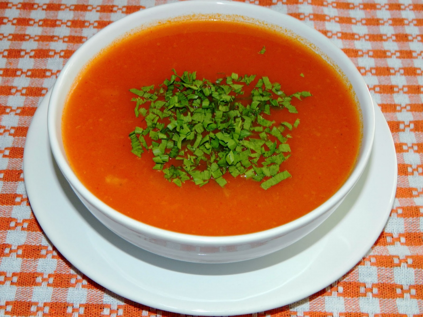 Supa de rosii cu orez. Reteta simpla si delicioasa