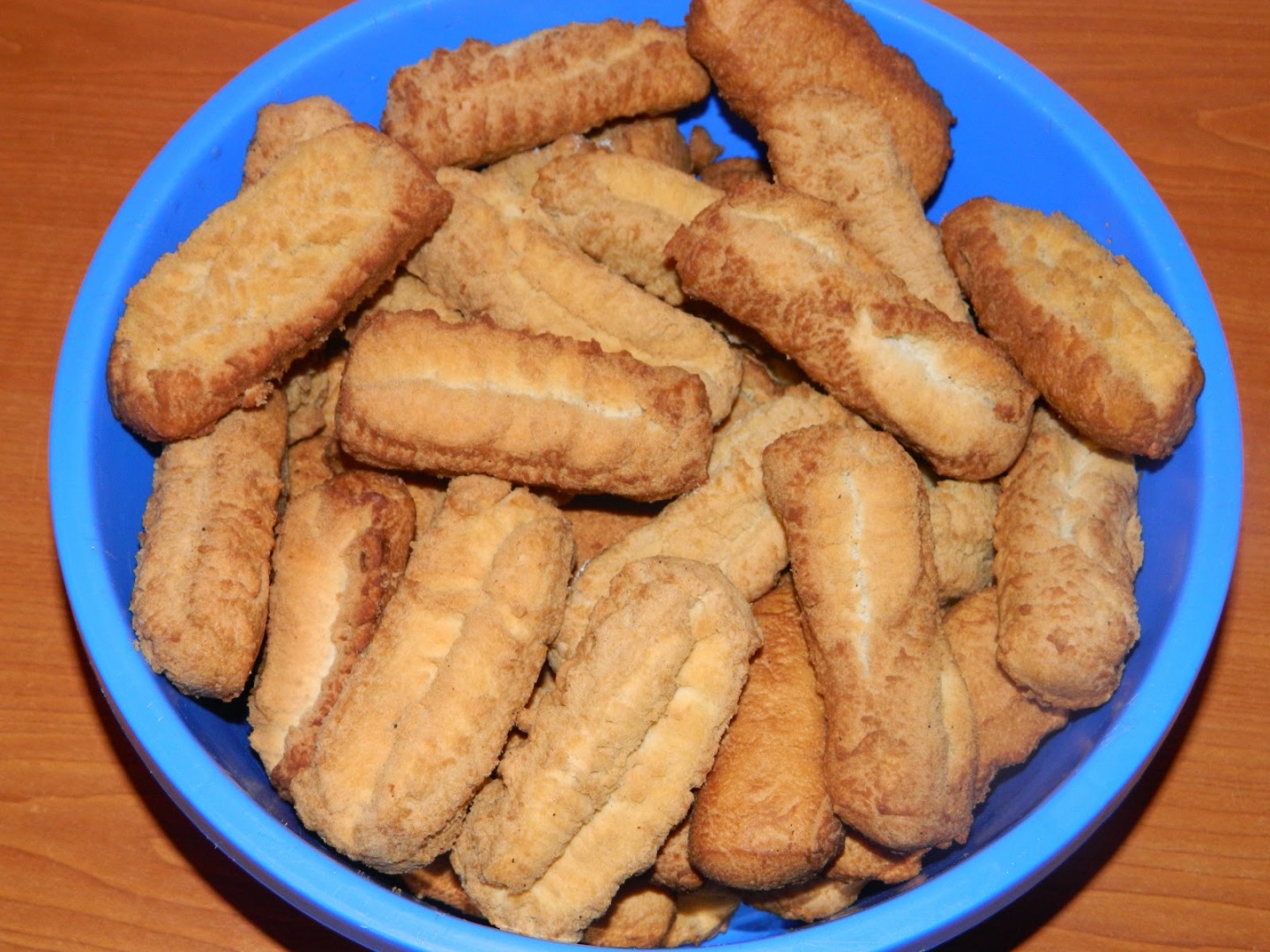 Biscuiti prajiti sau banane prajite. Reteta delicioasa cu amintiri din copilarie