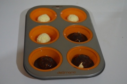 Prajitura cu bilute de branza