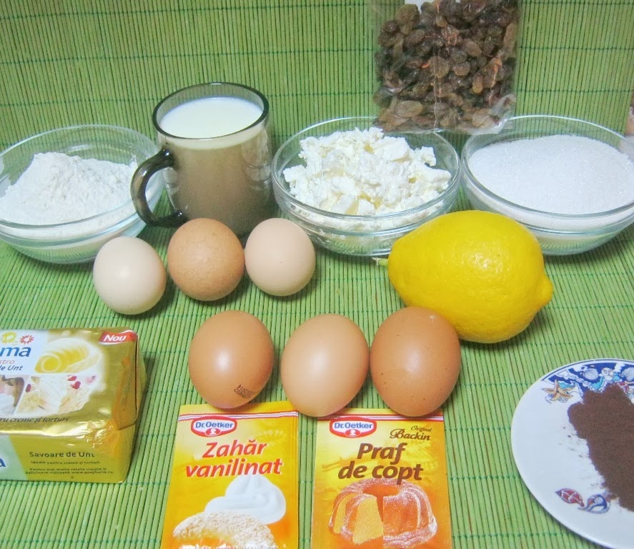 Prajitura in trei culori cu branza