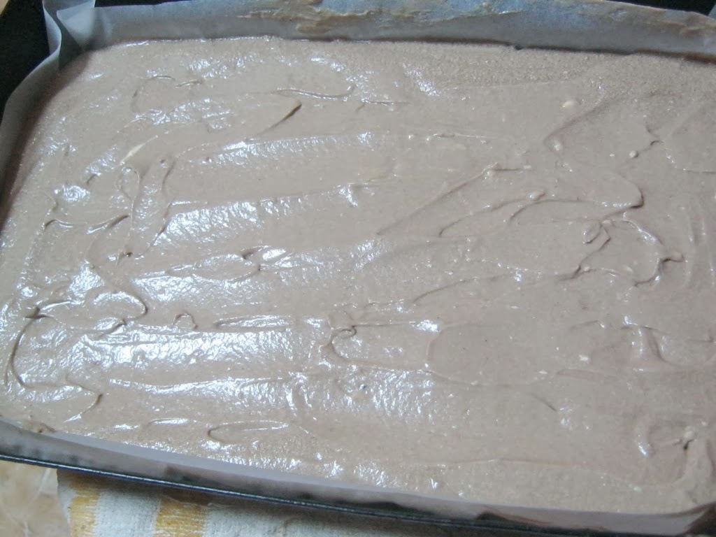 Prajitura in trei culori cu branza