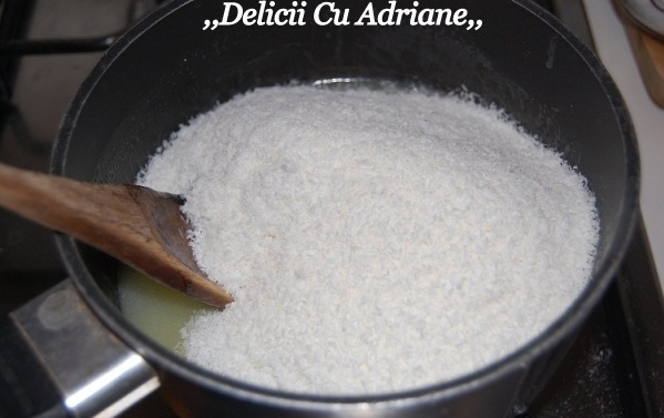 Kinder Delice cu nucă de cocos