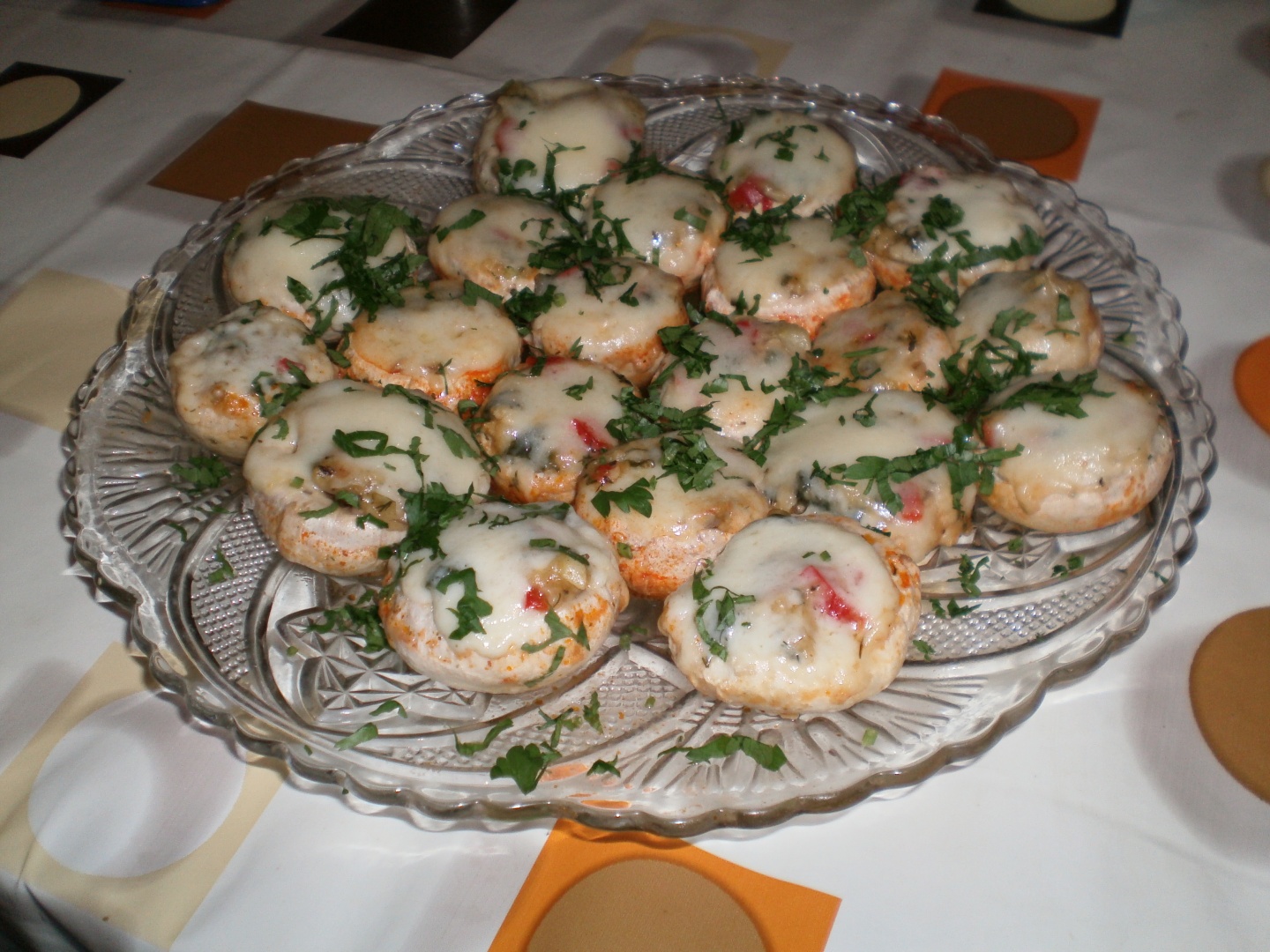 Ciuperci cu piept de pui si cascaval