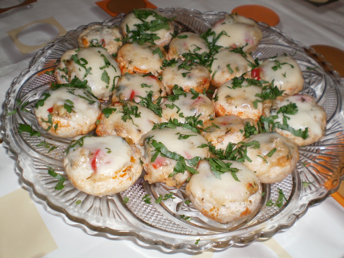 Ciuperci cu piept de pui si cascaval