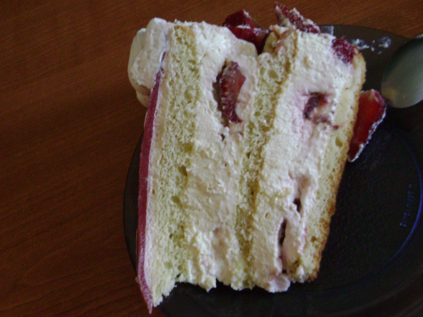 Tort vanilie si capsune