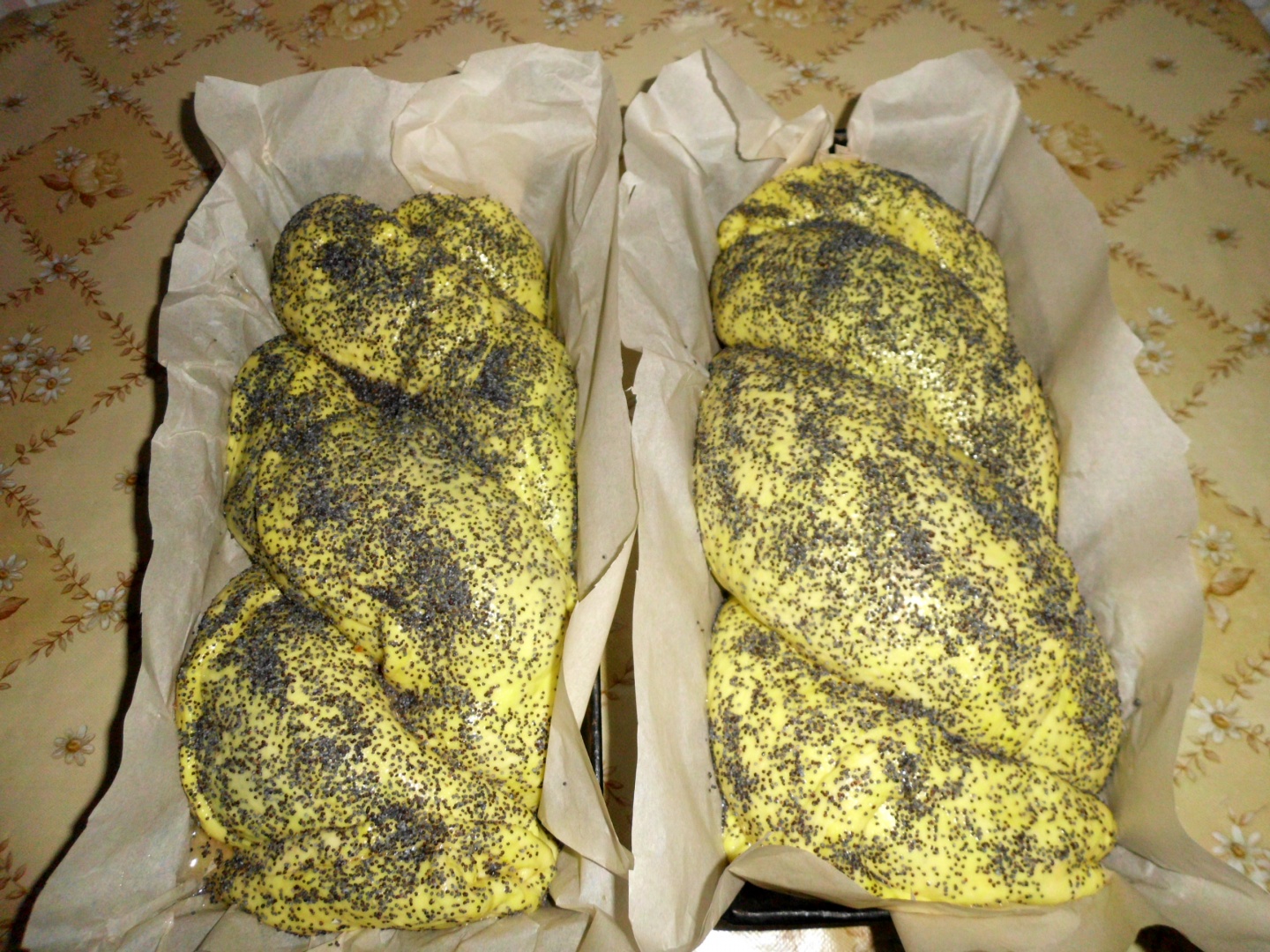 Cozonaci cu nuca si rahat