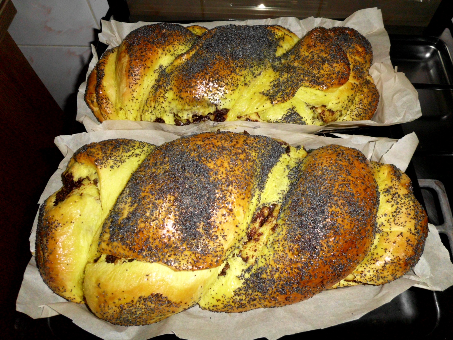 Cozonaci cu nuca si rahat