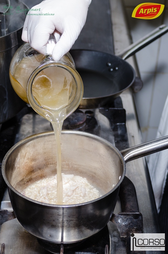 Risotto al negro di seppie