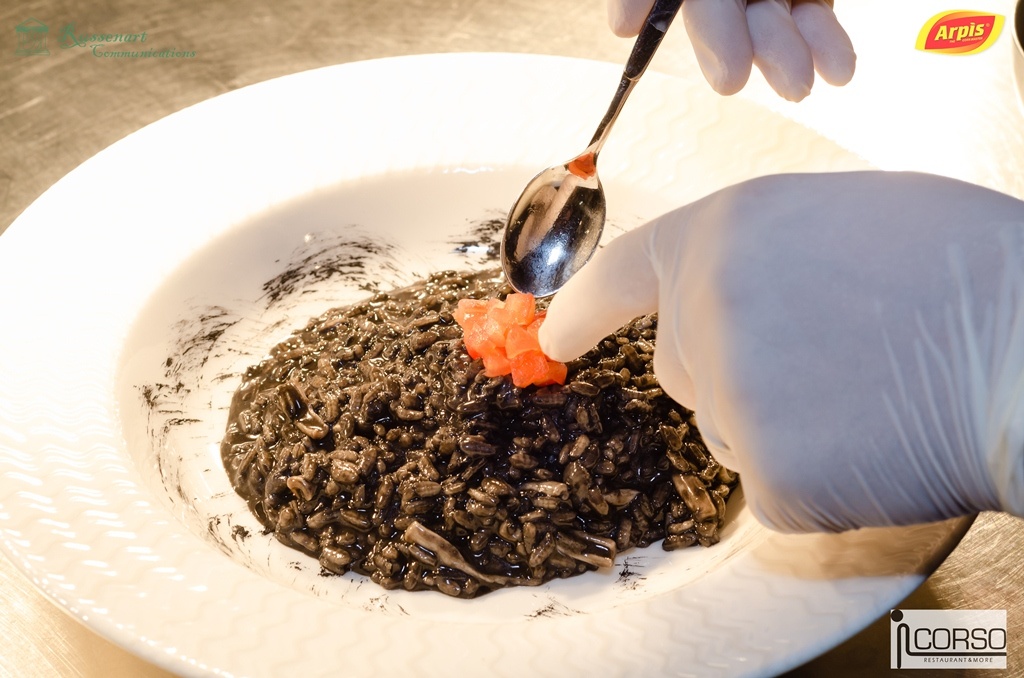 Risotto al negro di seppie