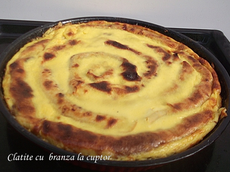 Clatite cu branza la cuptor
