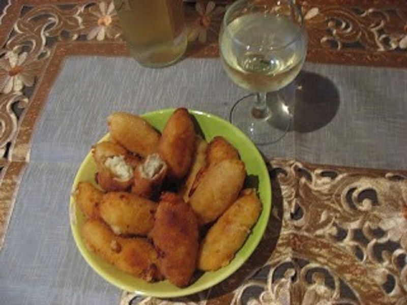 Bulete de branza in stil spaniol