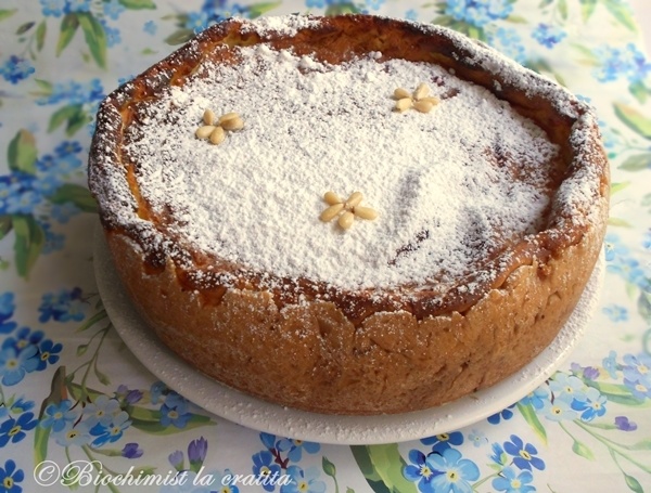 Placinta cu branza si seminte de pin