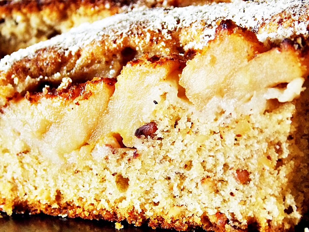 Prajitura cu mere si nuci