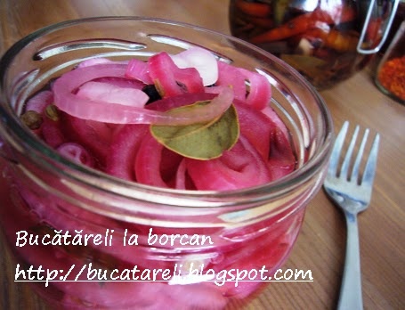 Ceapă roşie murată, un pic afrodisiacă