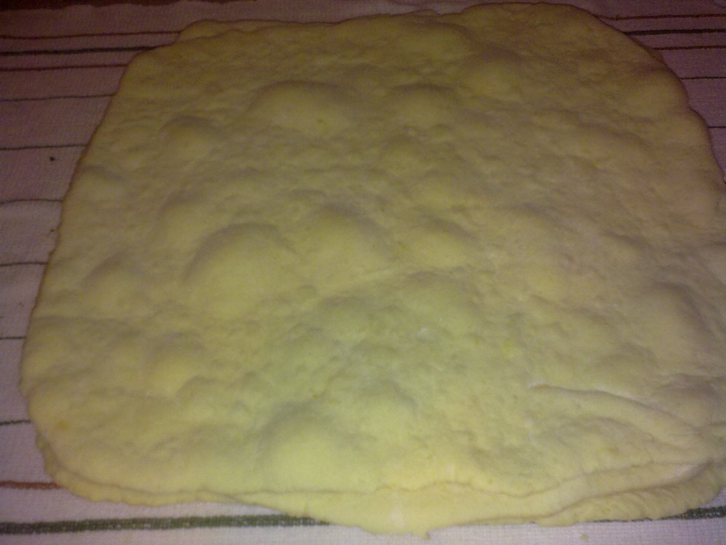 Prajitura foaie peste foaie ca la mama acasa