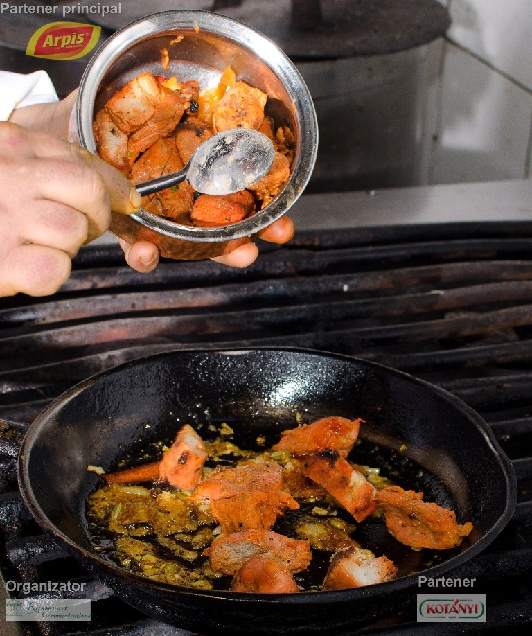 Pui in sos dulce-acrisor