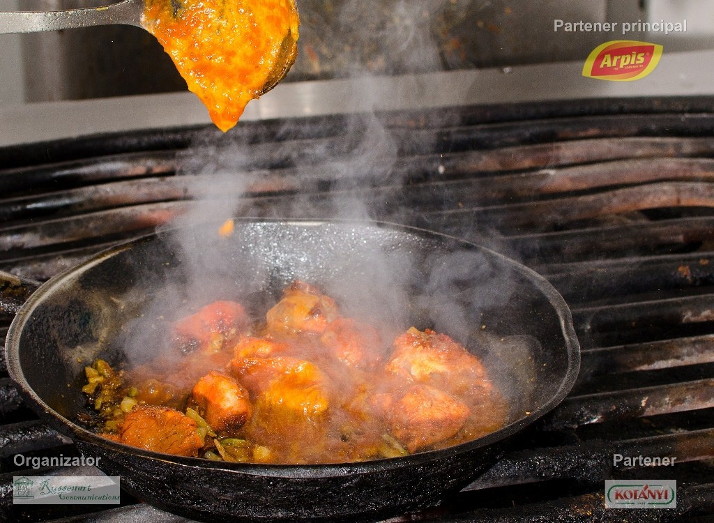 Pui in sos dulce-acrisor