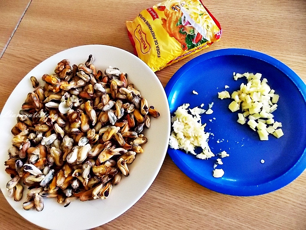 Scoici picante cu crema de branza