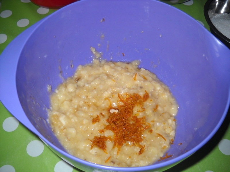 Chec de post cu banane si nuci. Reteta gustoasa, economica si usor de facut