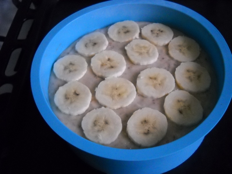 Chec de post cu banane si nuci. Reteta gustoasa, economica si usor de facut