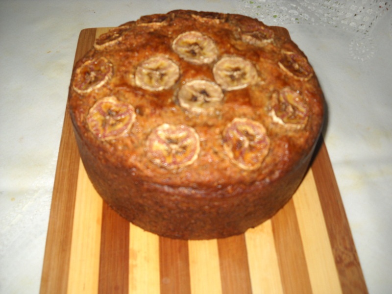 Chec de post cu banane si nuci. Reteta gustoasa, economica si usor de facut