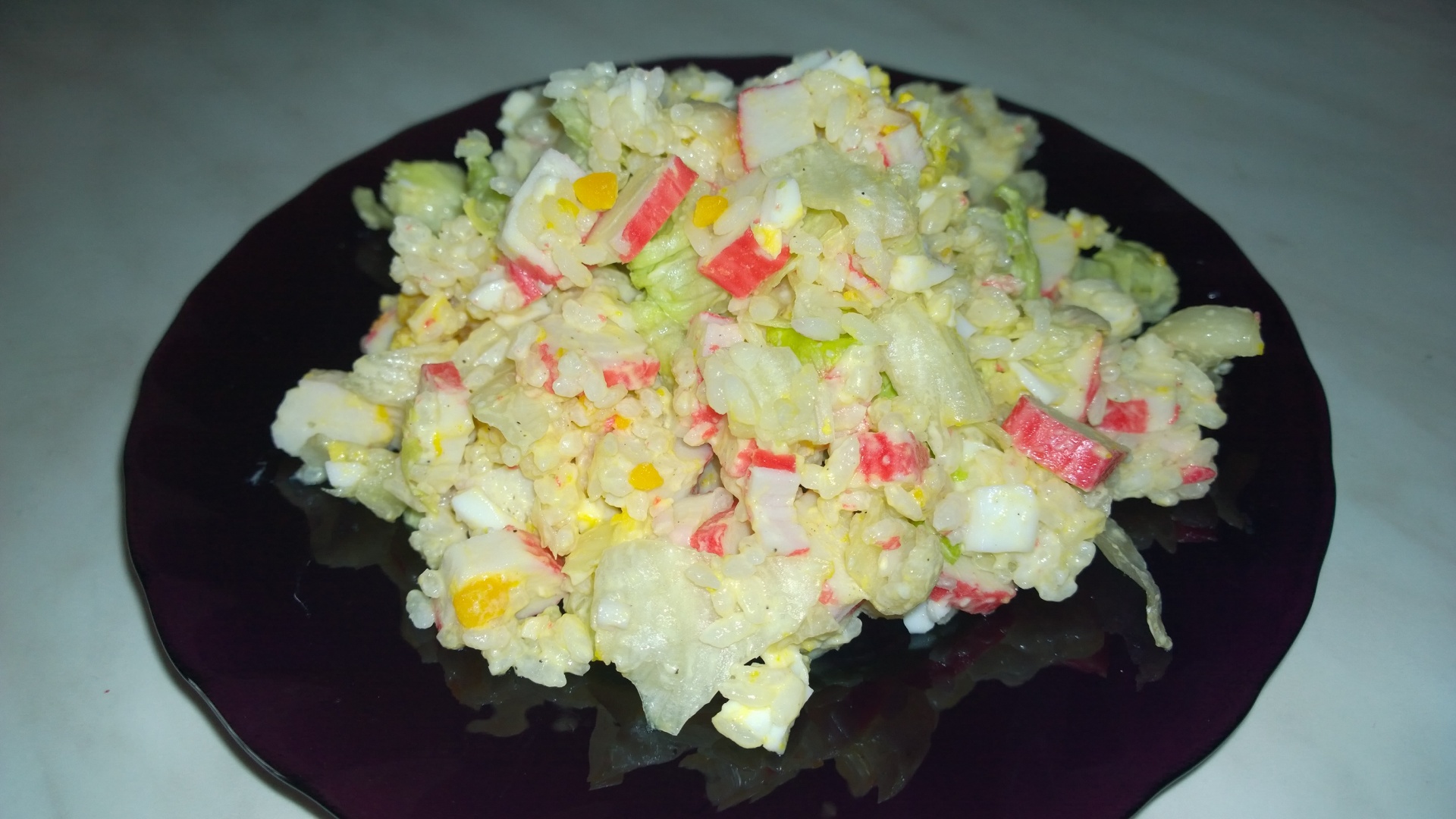Salata de orez cu surimi