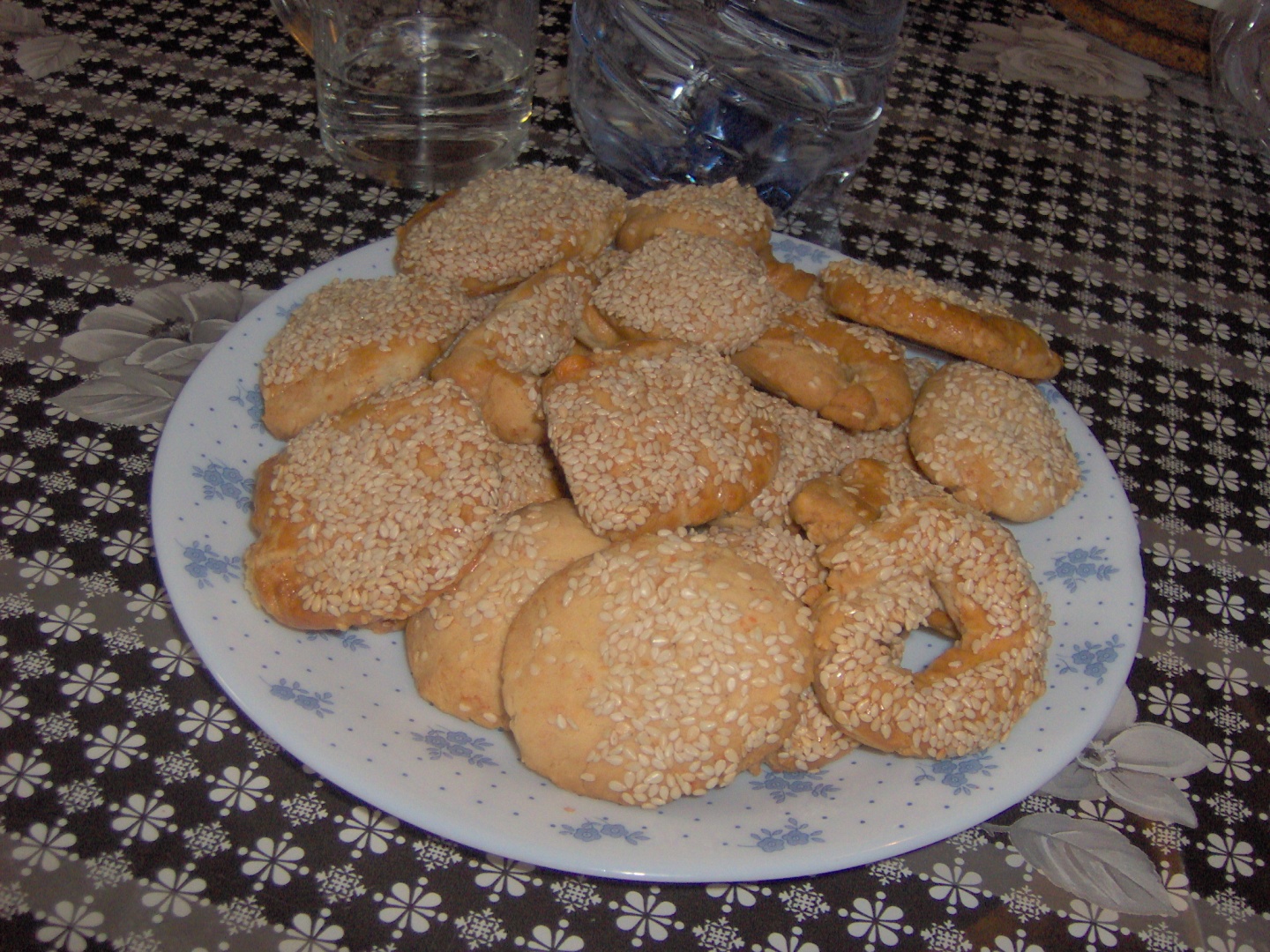 Fursecuri sarate cu parmezan