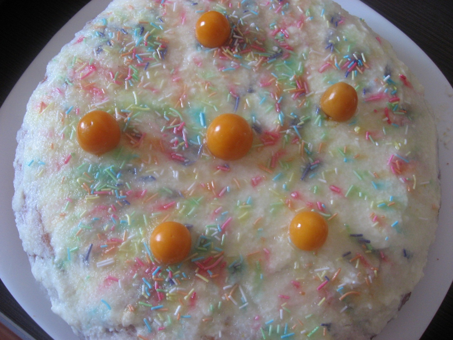 Prajitura fina cu sfecla si crema de branza