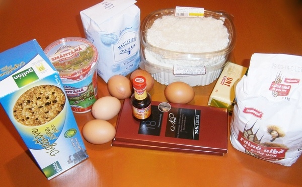 Tort marmorat cu branza si ciocolata