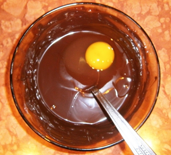 Tort marmorat cu branza si ciocolata