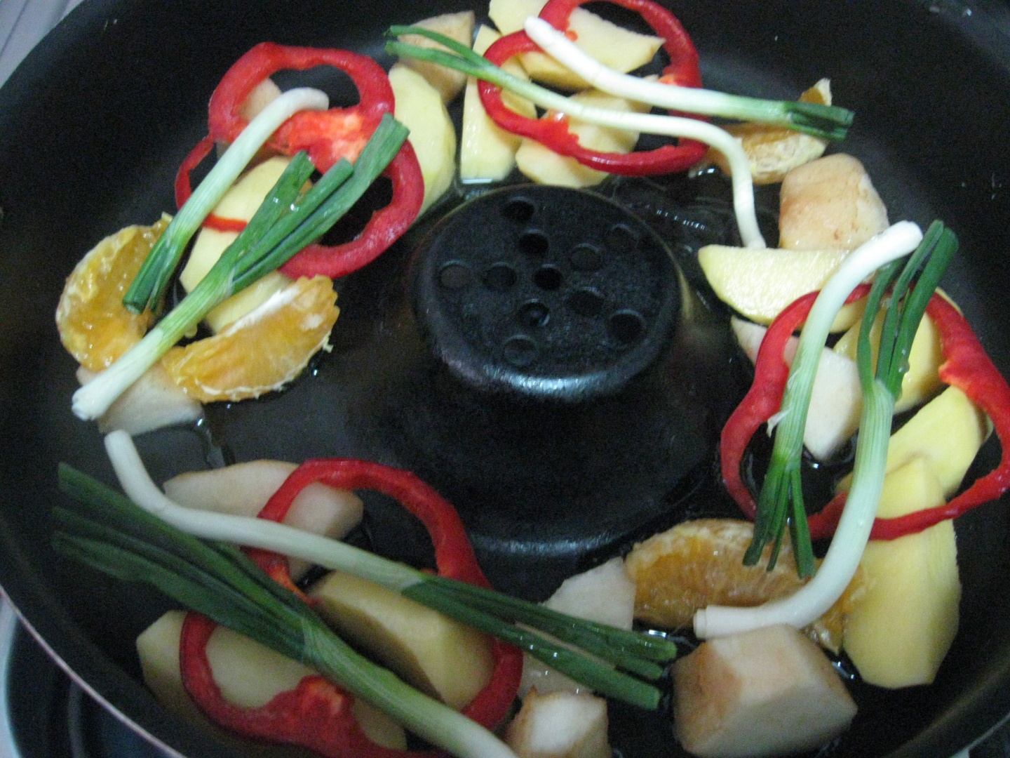 Somon marinat in sos de miere si mustar pregatit la grill sau gratar