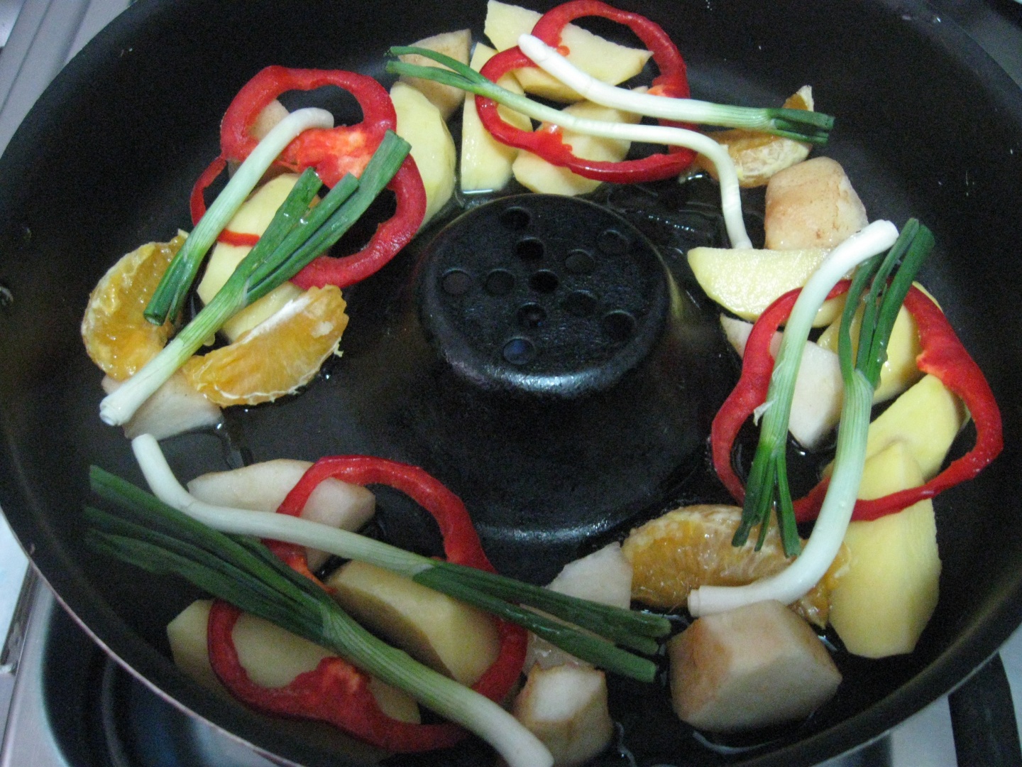 Somon marinat in sos de miere si mustar pregatit la grill sau gratar