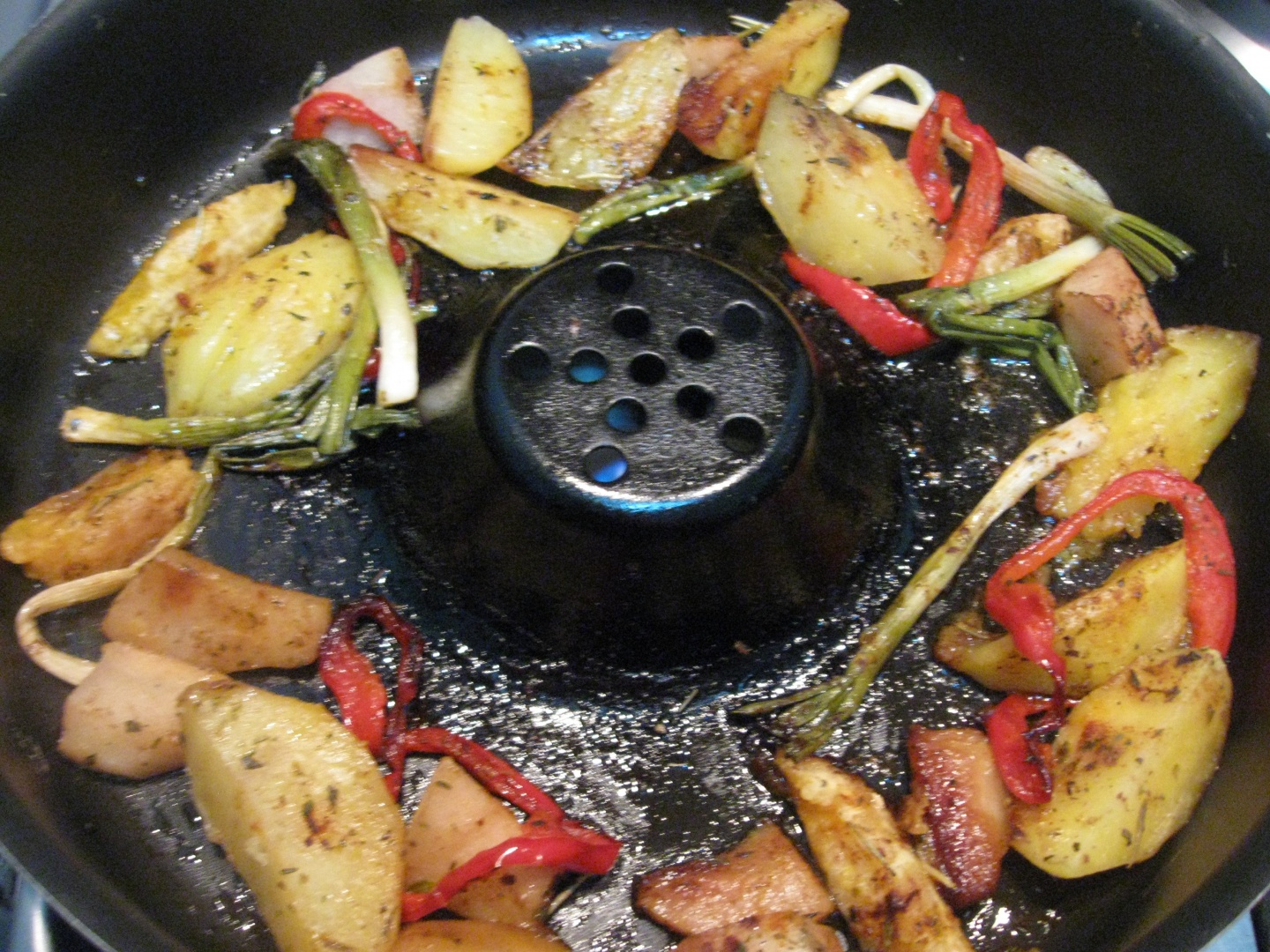 Somon marinat in sos de miere si mustar pregatit la grill sau gratar