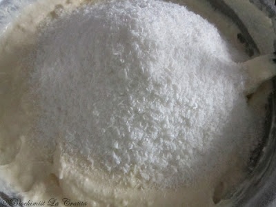 Pasca fara aluat, cu nuca de cocos