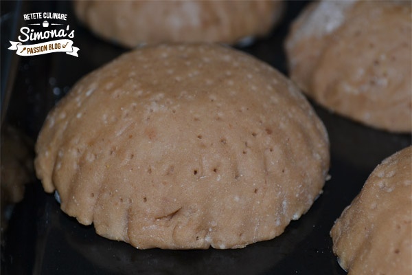 Salata de fasole mung in cosulete cu faina de in si orz