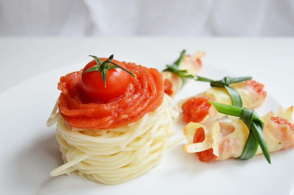 Spaghete cu "jeleu" de rosii