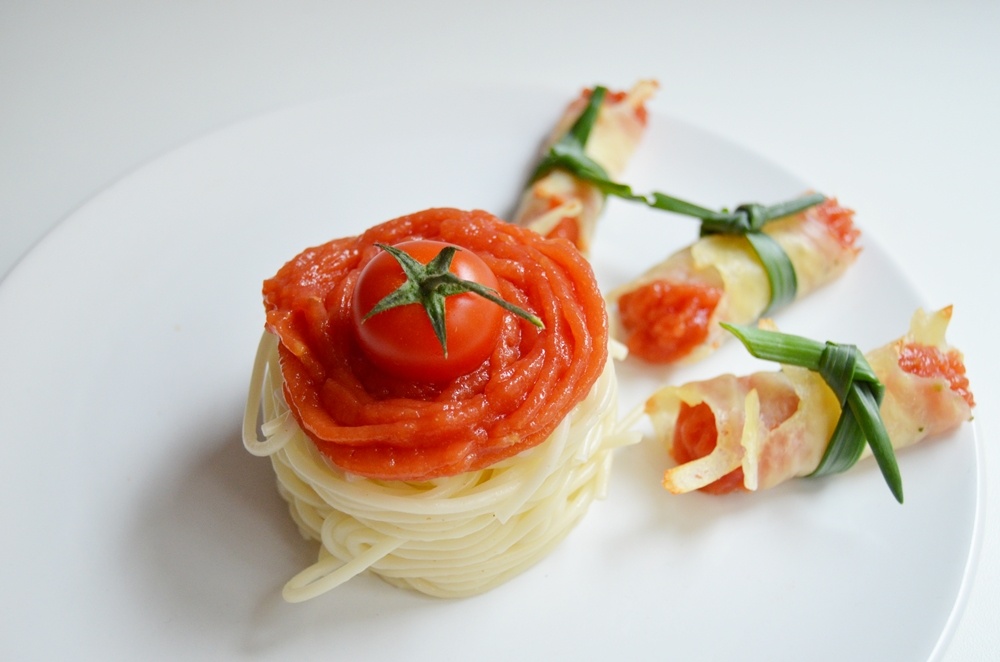 Spaghete cu "jeleu" de rosii