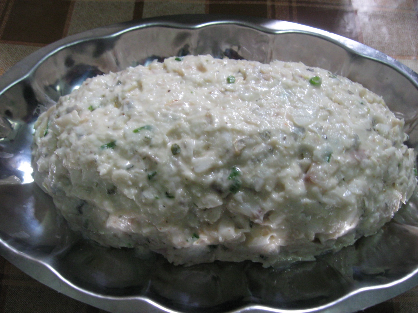 ŞALĂU CU MAIONEZĂ ŞI OUĂ DE PREPELIŢĂ