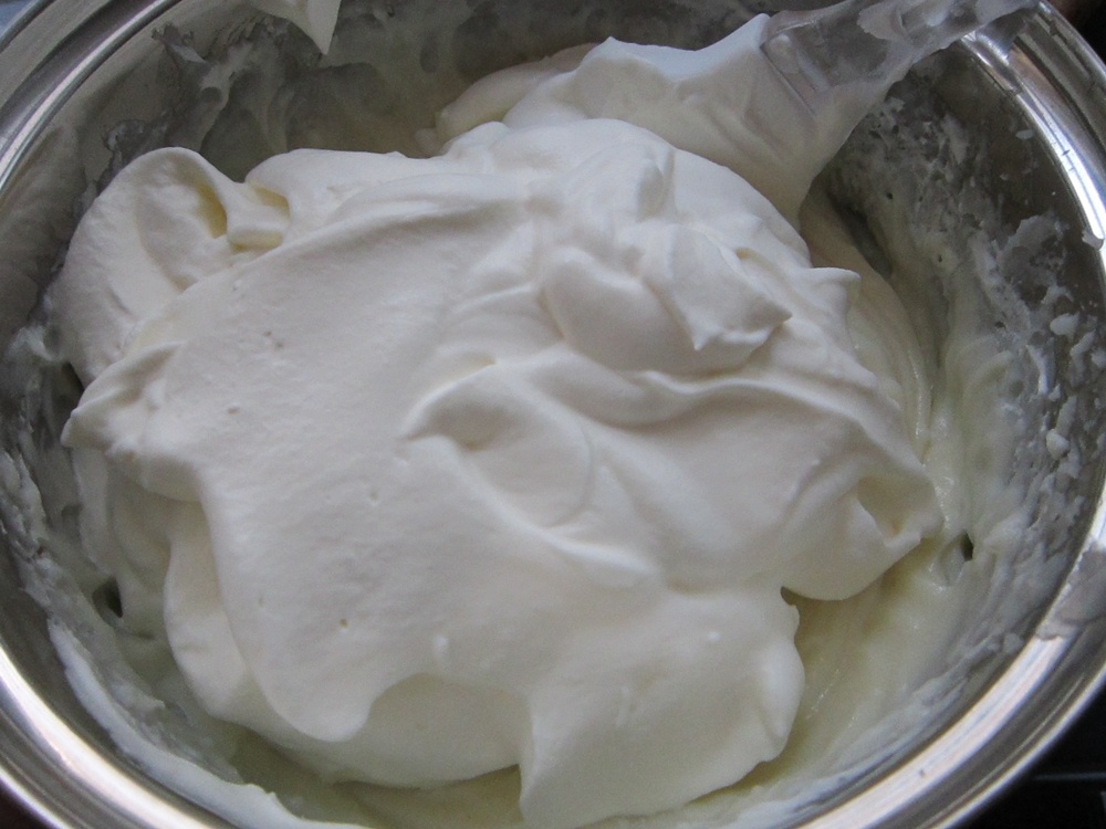 Tort cu crema de lapte