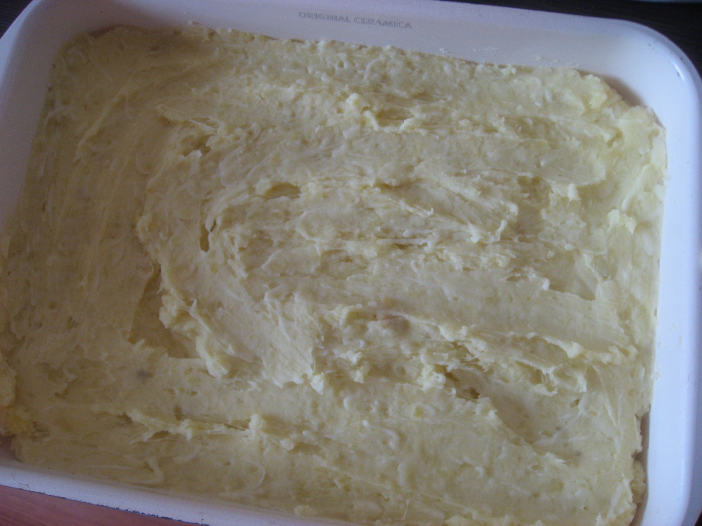 Cartofi cu cascaval, snitele de curcan si salata