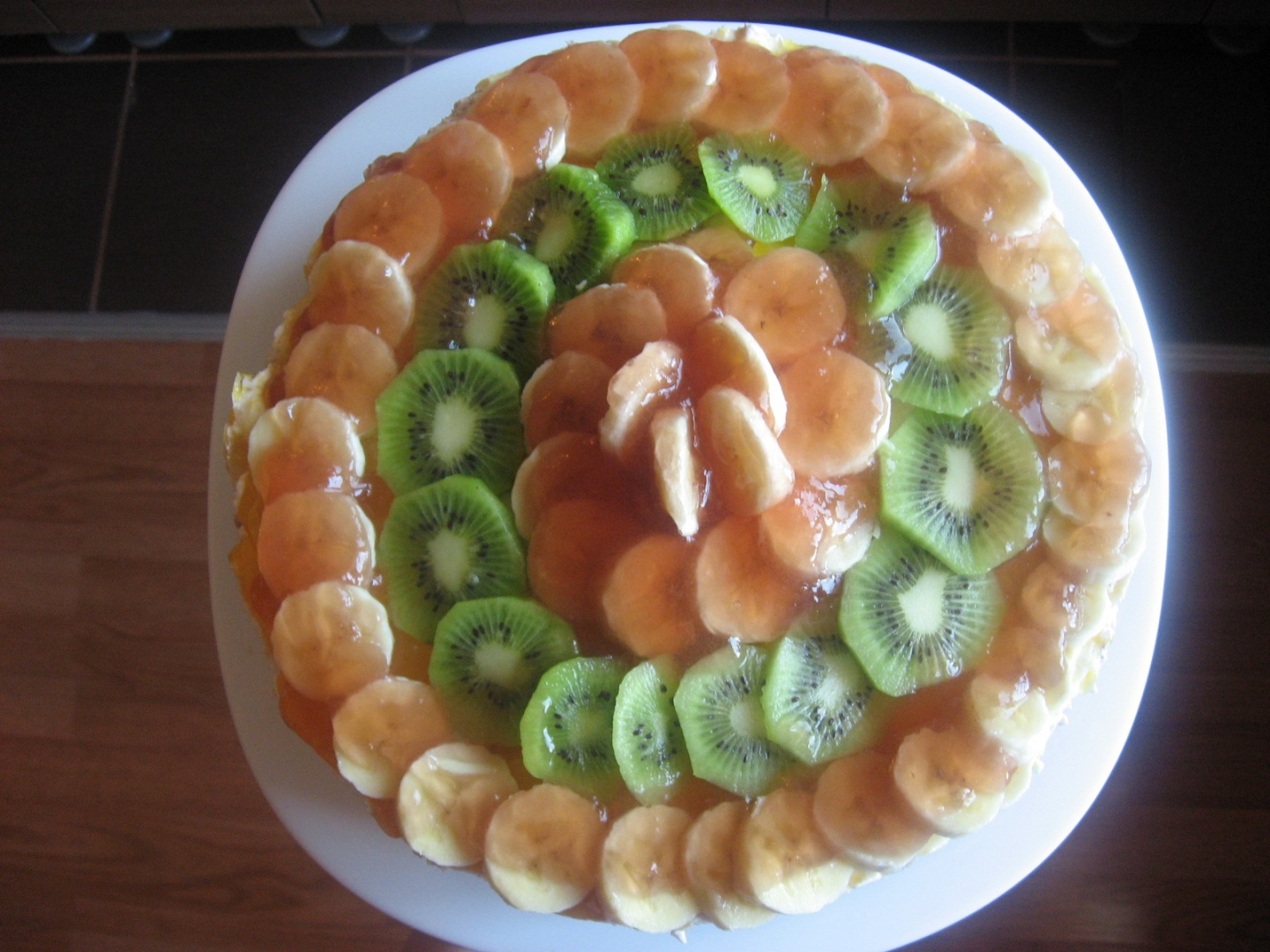 Tort cu crema de banane