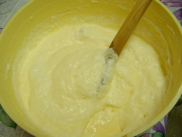 Rulada aperitiv cu branza si sunca de pui