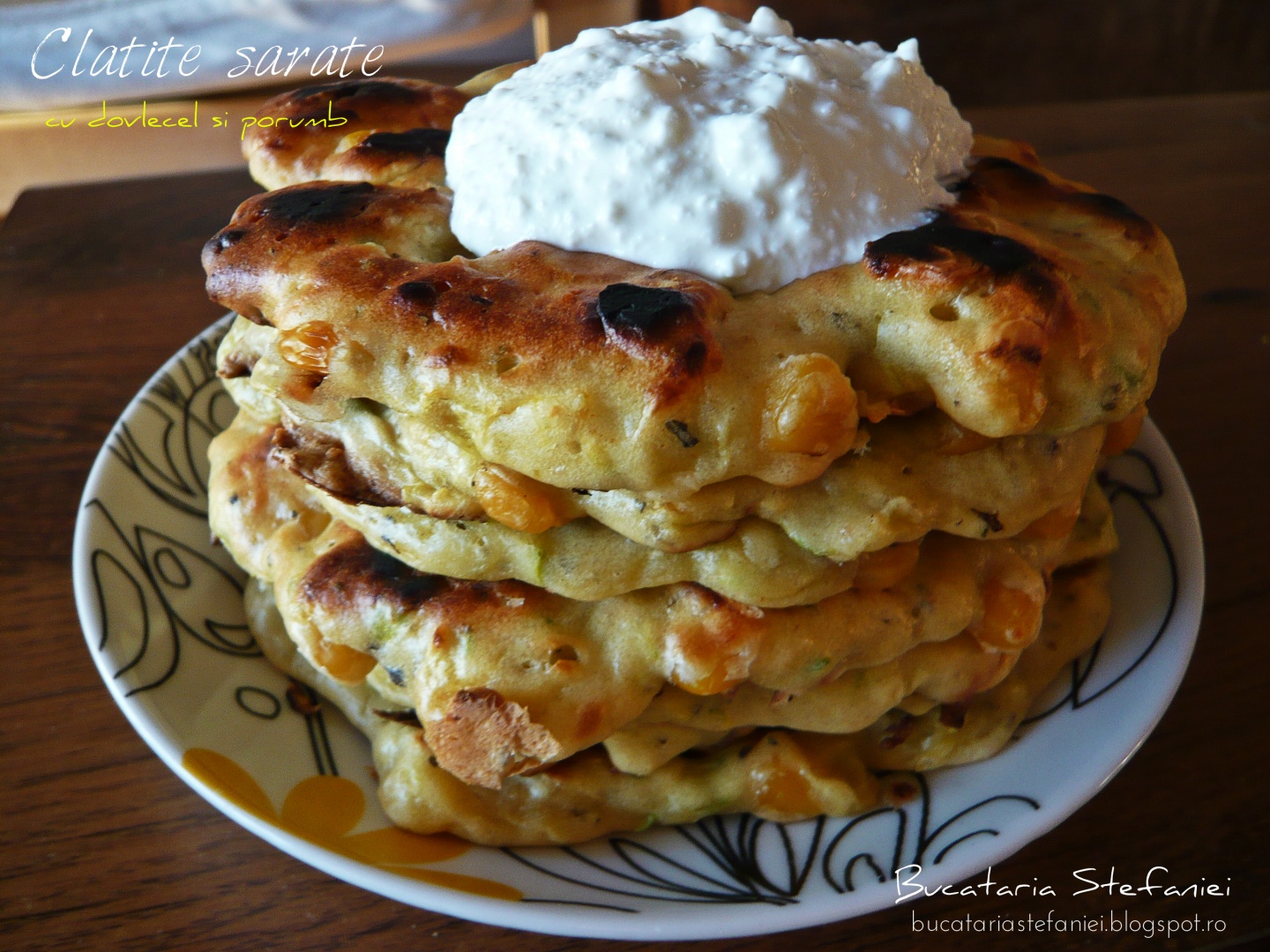 Clatite sarate cu dovlecel si porumb