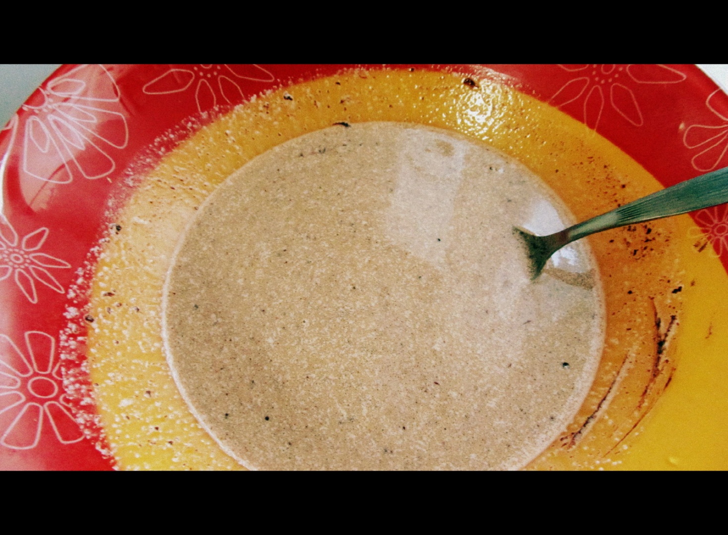 Tartă cu ciocolată și nuci