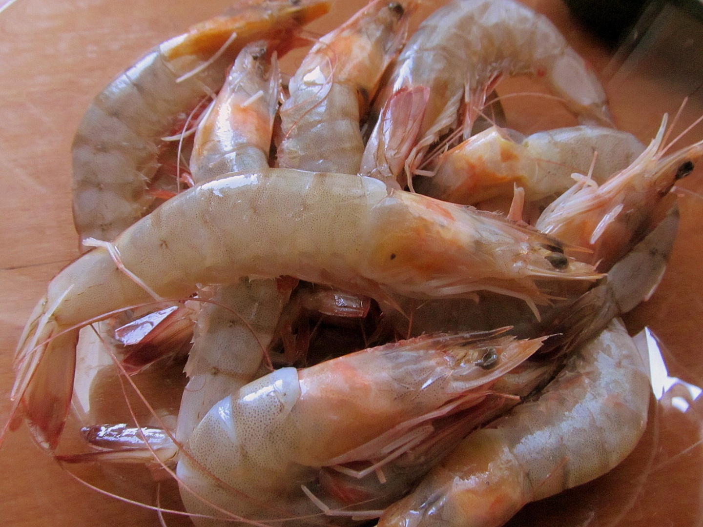 Spaghetti cu creveți și zucchini