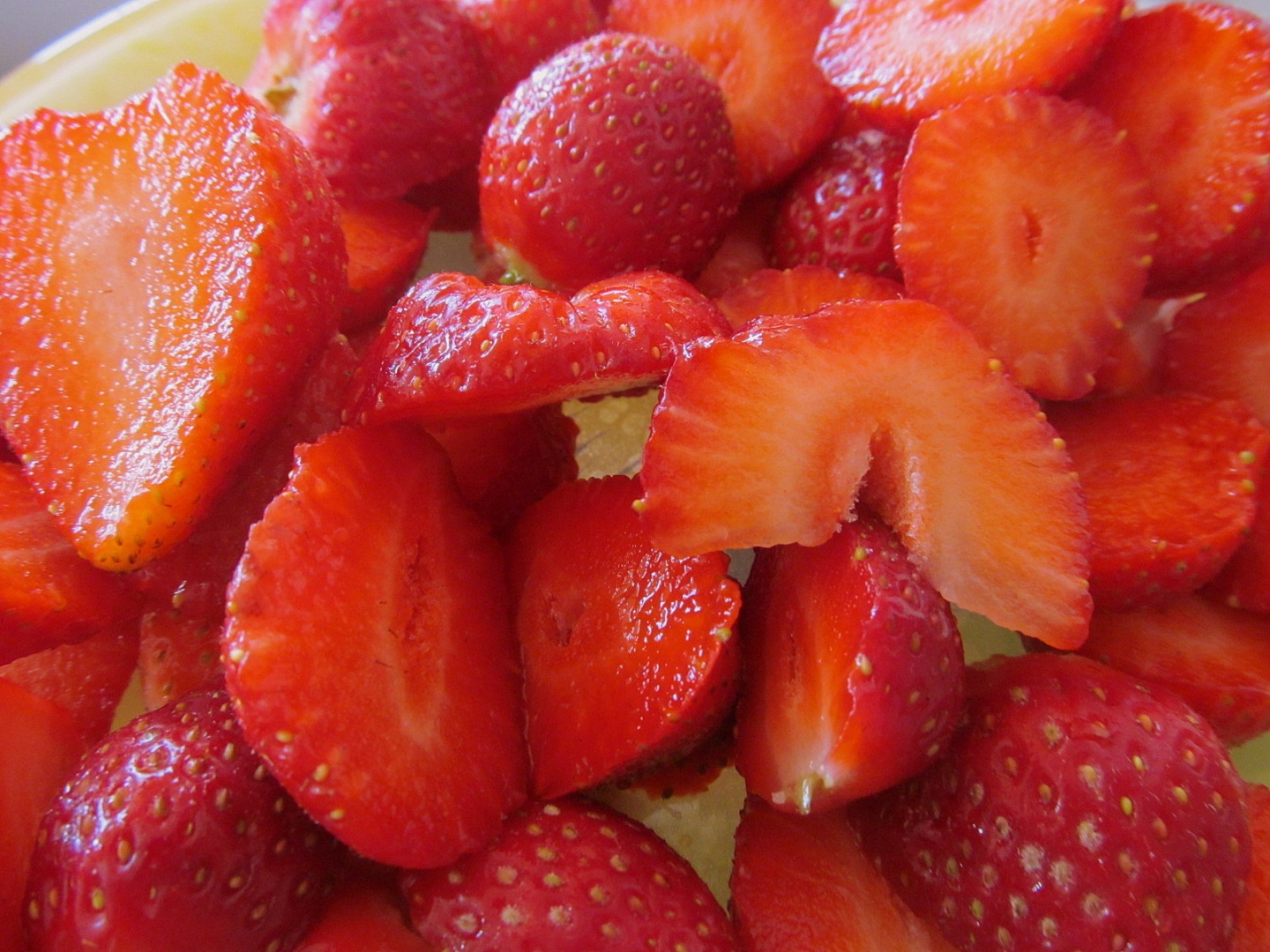 Tartă muffin cu căpșuni