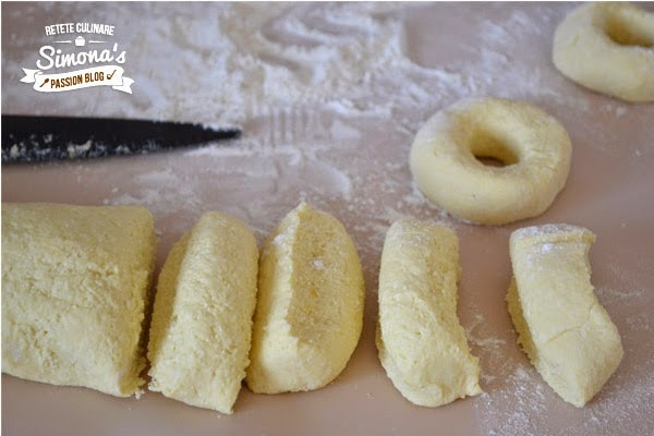 Reţetă de preparare a papanaşilor