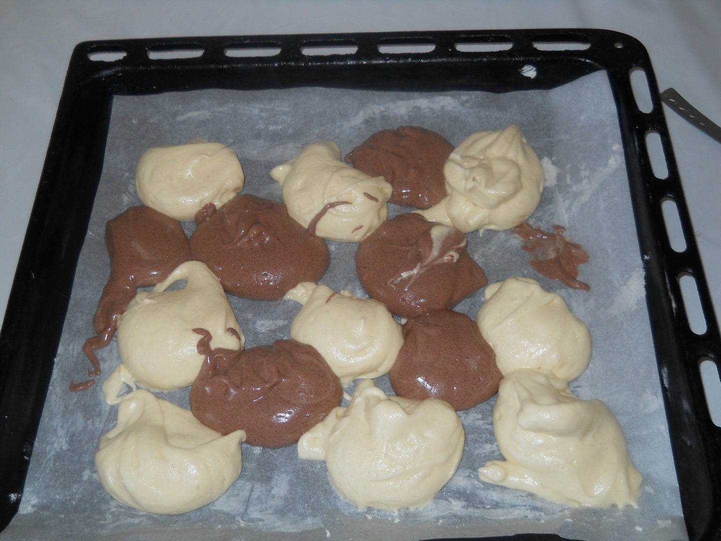 Rulada cu frisca si capsuni