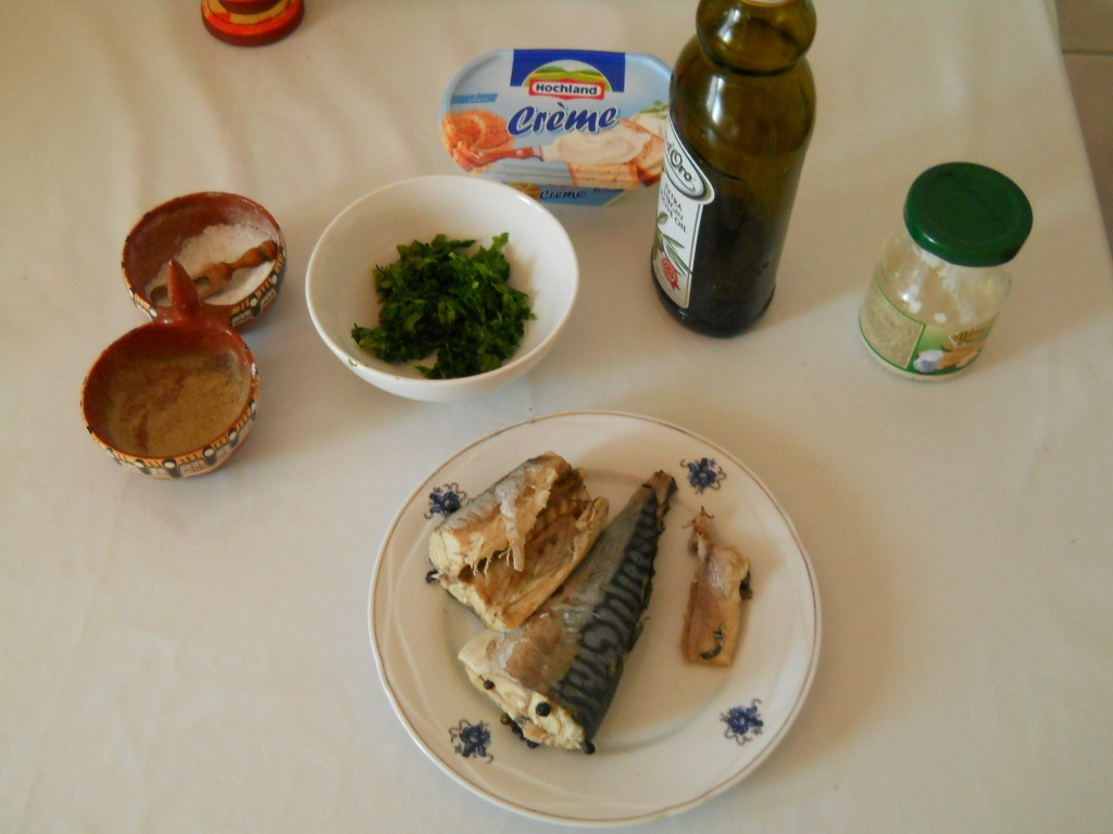 Minitort cu pate de macrou