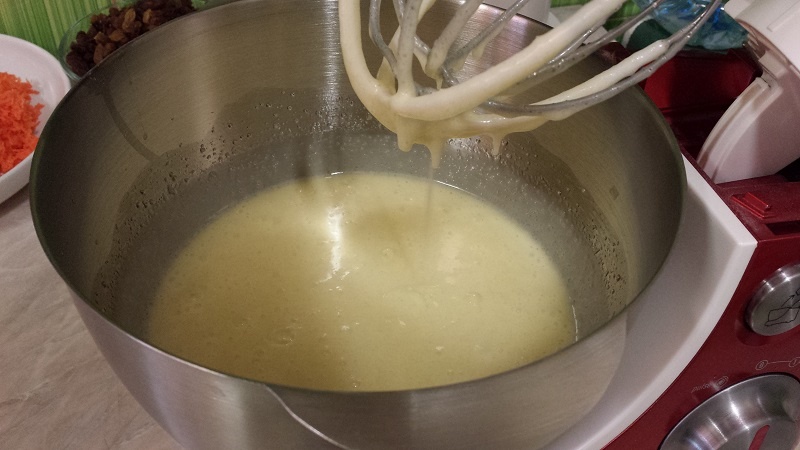 Carrot Cake cu fructe uscate